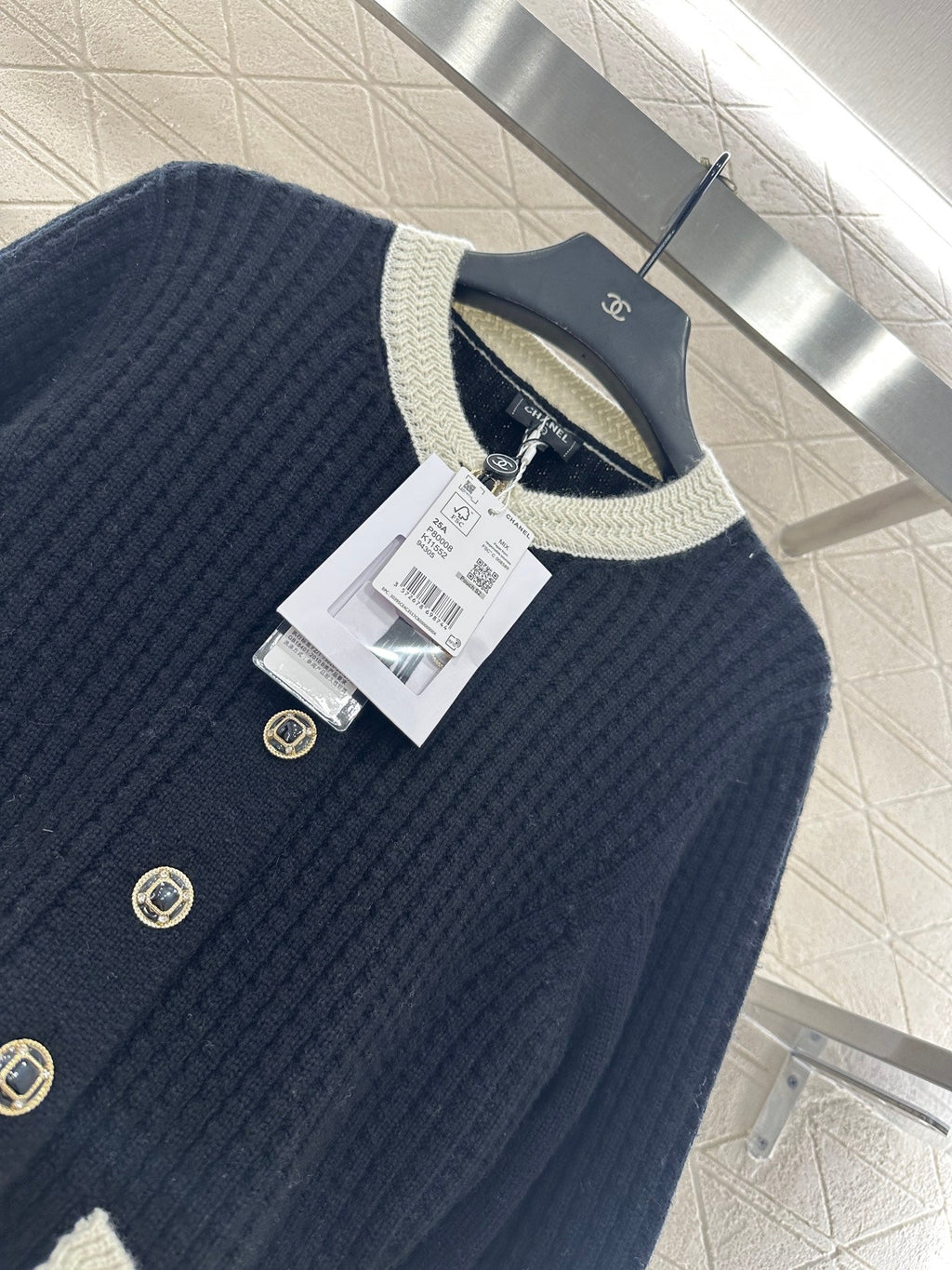 CHANEL 25S KNITTED CARDIGAN 645