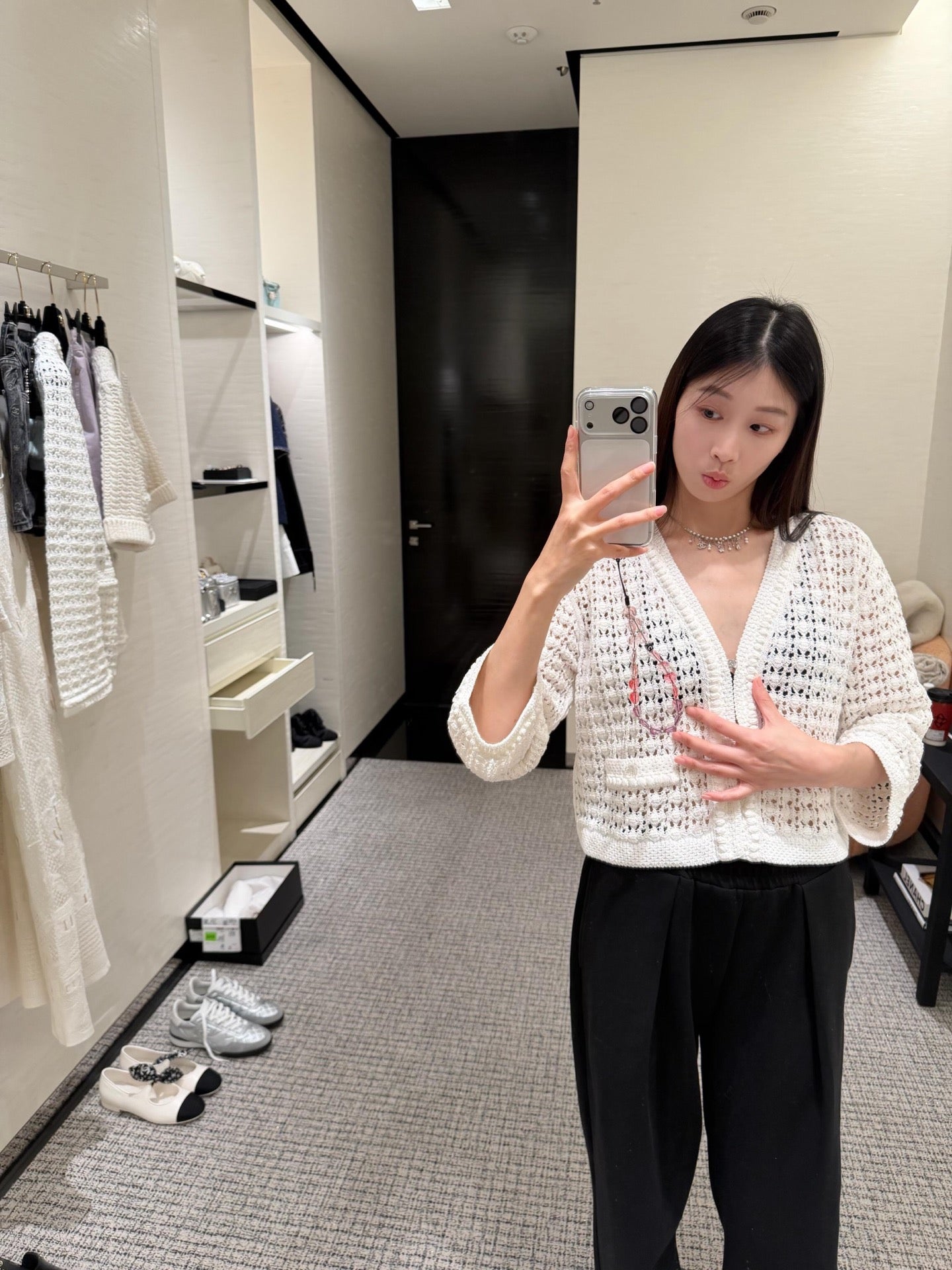 CHANEL 25S OPEN-KNIT CARDIGAN 617