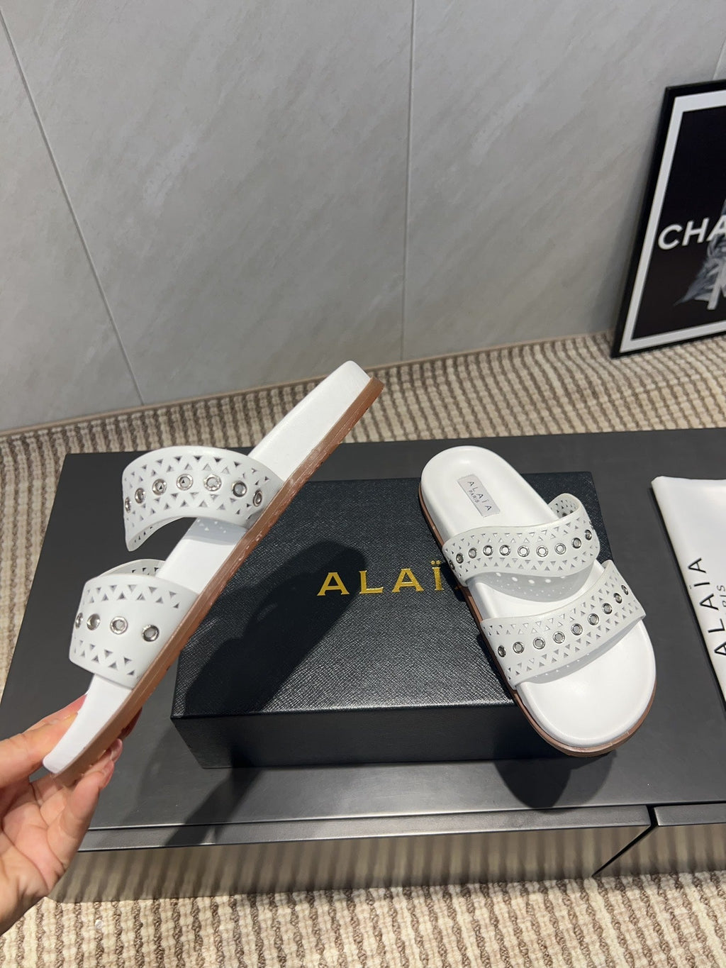 ALAIA DOUBLE-STRAP SANDALS 25S IN WHITE CALFSKIN