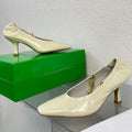 BOTTEGA VENETA SHARP CHAIN PUMP 6 CM IN BONE WHITE CALFSKIN