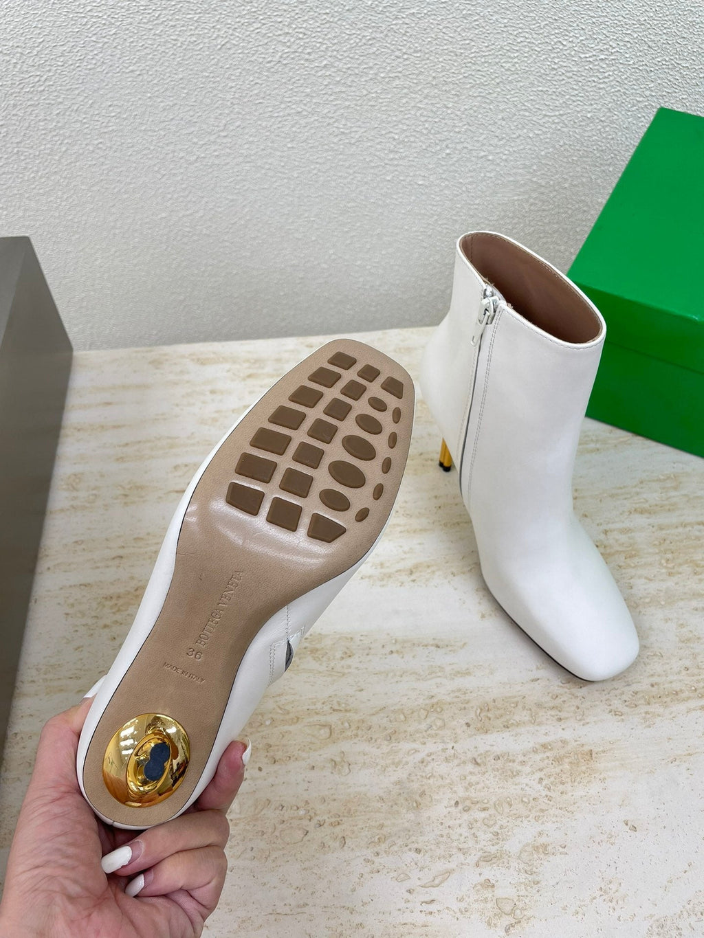 BOTTEGA VENETA KNOT ANKLE BOOT IN WHITE CALFSKIN WITH GOLD METAL HEEL 9 CM