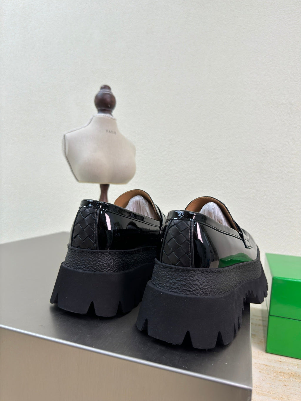 BOTTEGA VENETA HADDOCK MOCCASIN IN BLACK PATENT CALFSKIN