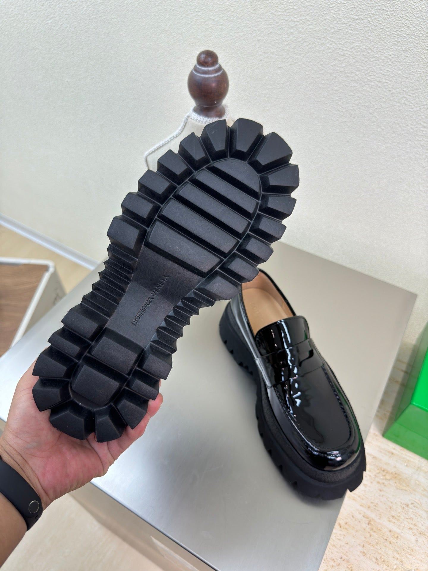 BOTTEGA VENETA HADDOCK MOCCASIN IN BLACK PATENT CALFSKIN