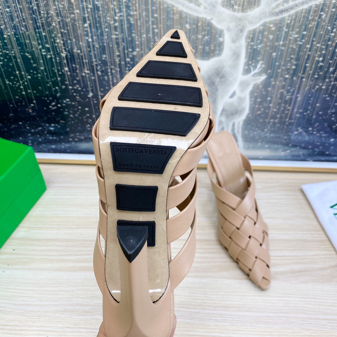 BOTTEGA VENETA ALFIE LEATHER HIGH MULES IN CAMEL BEIGE CALFSKIN WITH WOVEN DESIGN