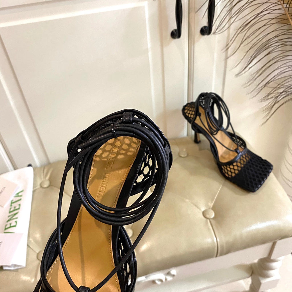 BOTTEGA VENETA STRETCH LACE-UP SANDAL IN BLACK METALLIZED MESH AND LEATHER 9 CM