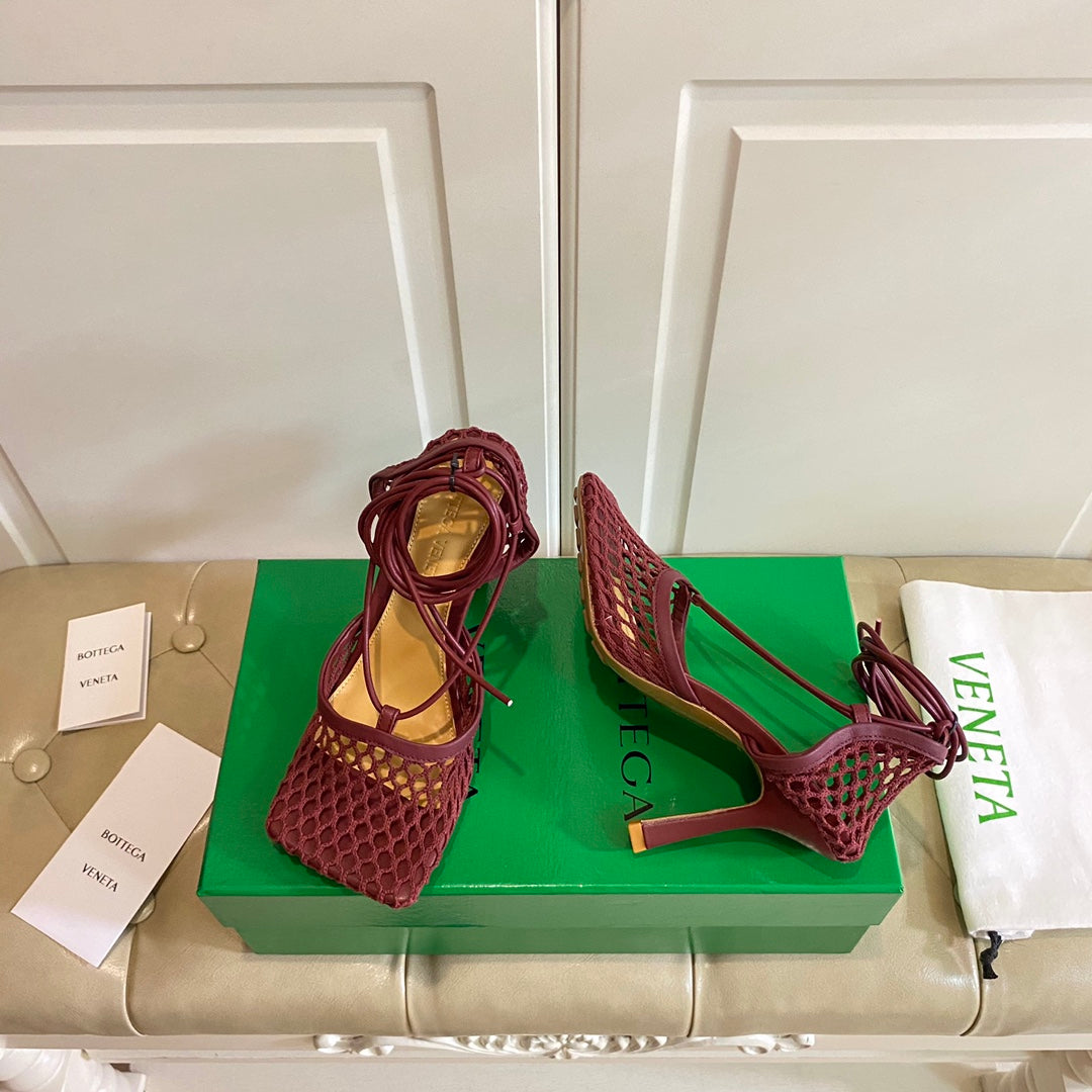 BOTTEGA VENETA STRETCH LACE-UP SANDAL IN WINE RED METALLIZED MESH AND LEATHER 9 CM