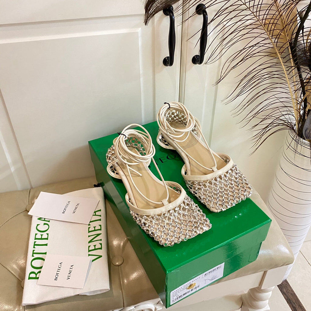 BOTTEGA VENETA LACE-UP FLAT SANDAL IN WHITE CREAM METALLIZED MESH AND LEATHER WITH RHINSTONES