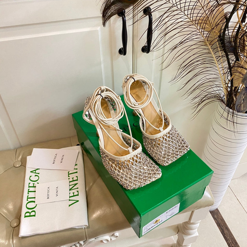 BOTTEGA VENETA LACE-UP SANDAL IN WHITE CREAM METALLIZED MESH AND LEATHER WITH RHINSTONES 9 CM
