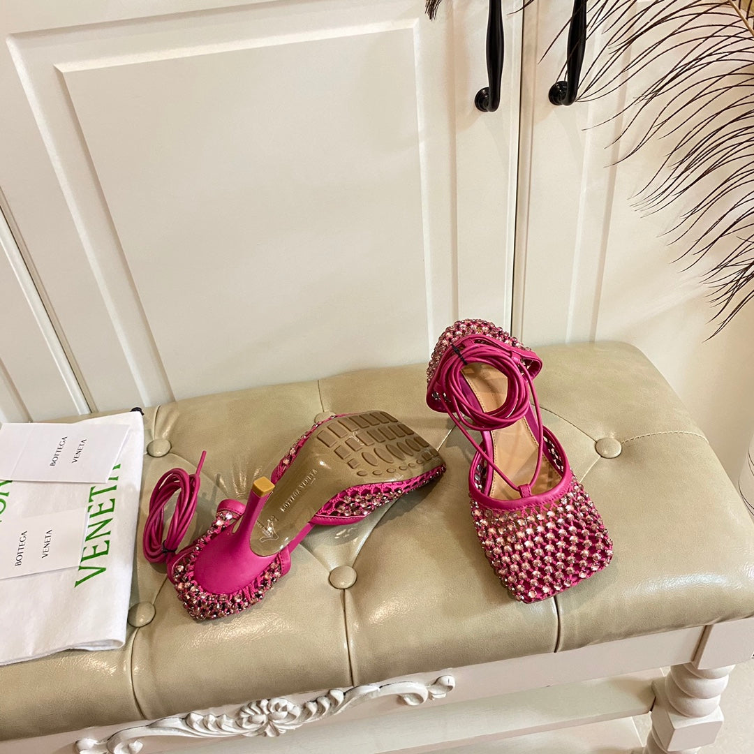 BOTTEGA VENETA LACE-UP SANDAL IN PUNCH PINK METALLIZED MESH AND LEATHER WITH RHINSTONES 9 CM