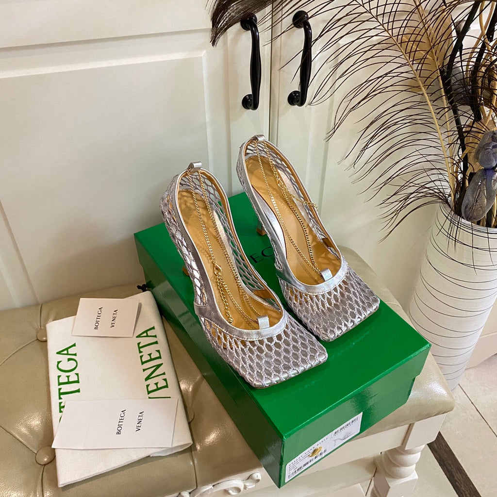 BOTTEGA VENETA STRETCH LACE-UP SANDAL IN SILVER METALLIZED MESH AND LEATHER 9 CM