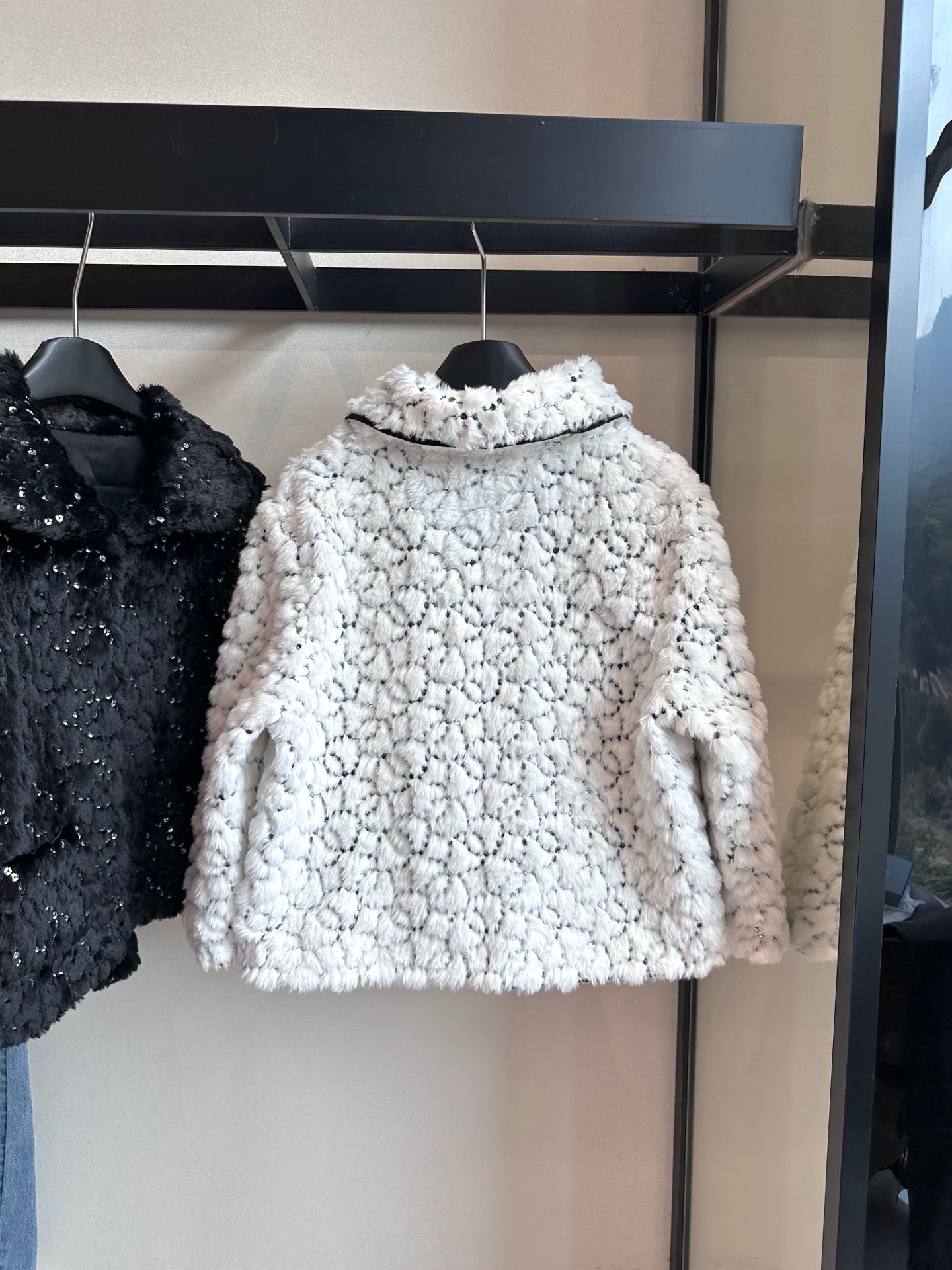 CHANEL 25S VELVET SEQUIN-EMBELLISHED JACKET 463