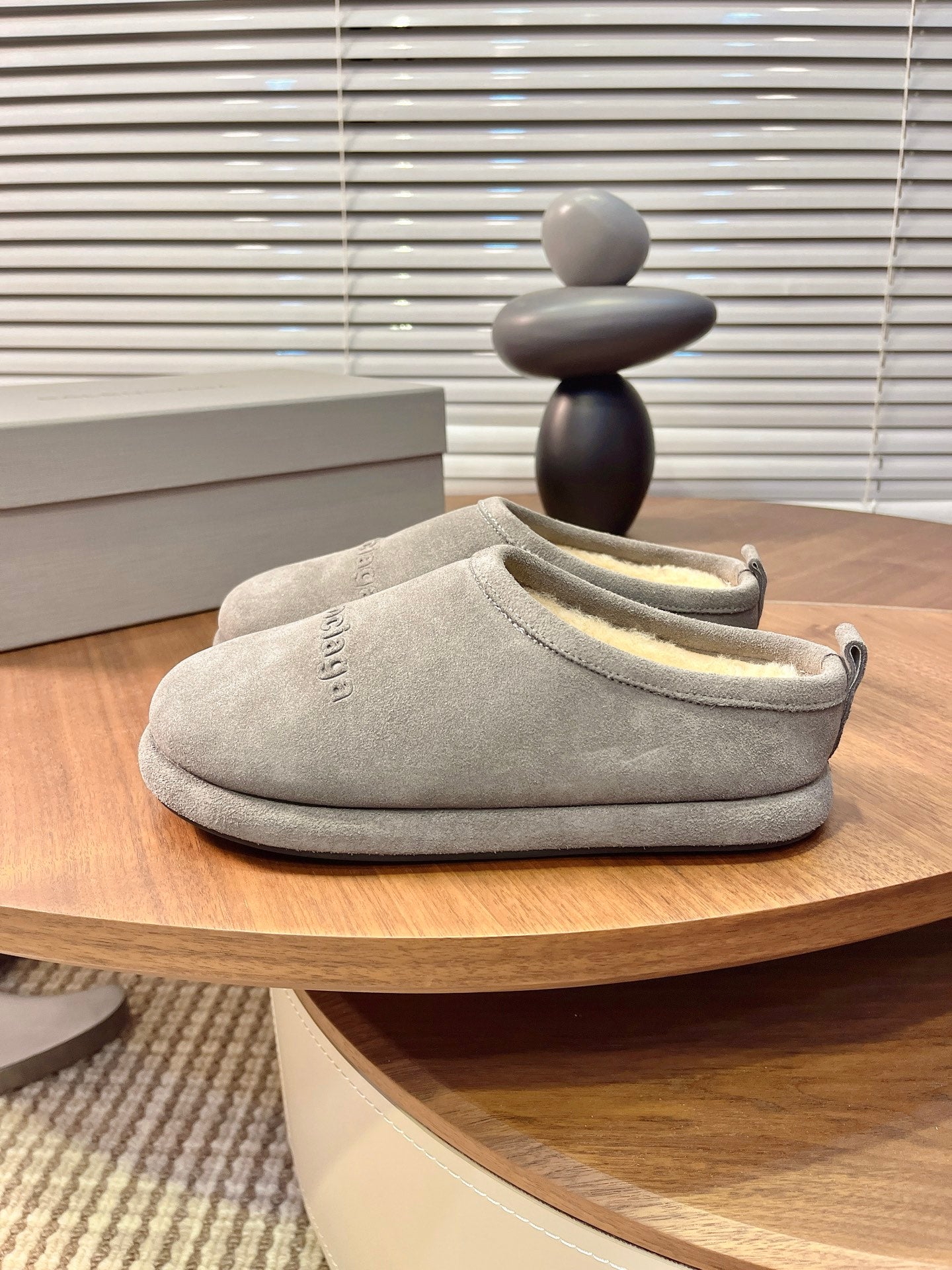 BALENCIAGA 25S AURALEE SLIP-ON 25 MM IN GREY SUEDE