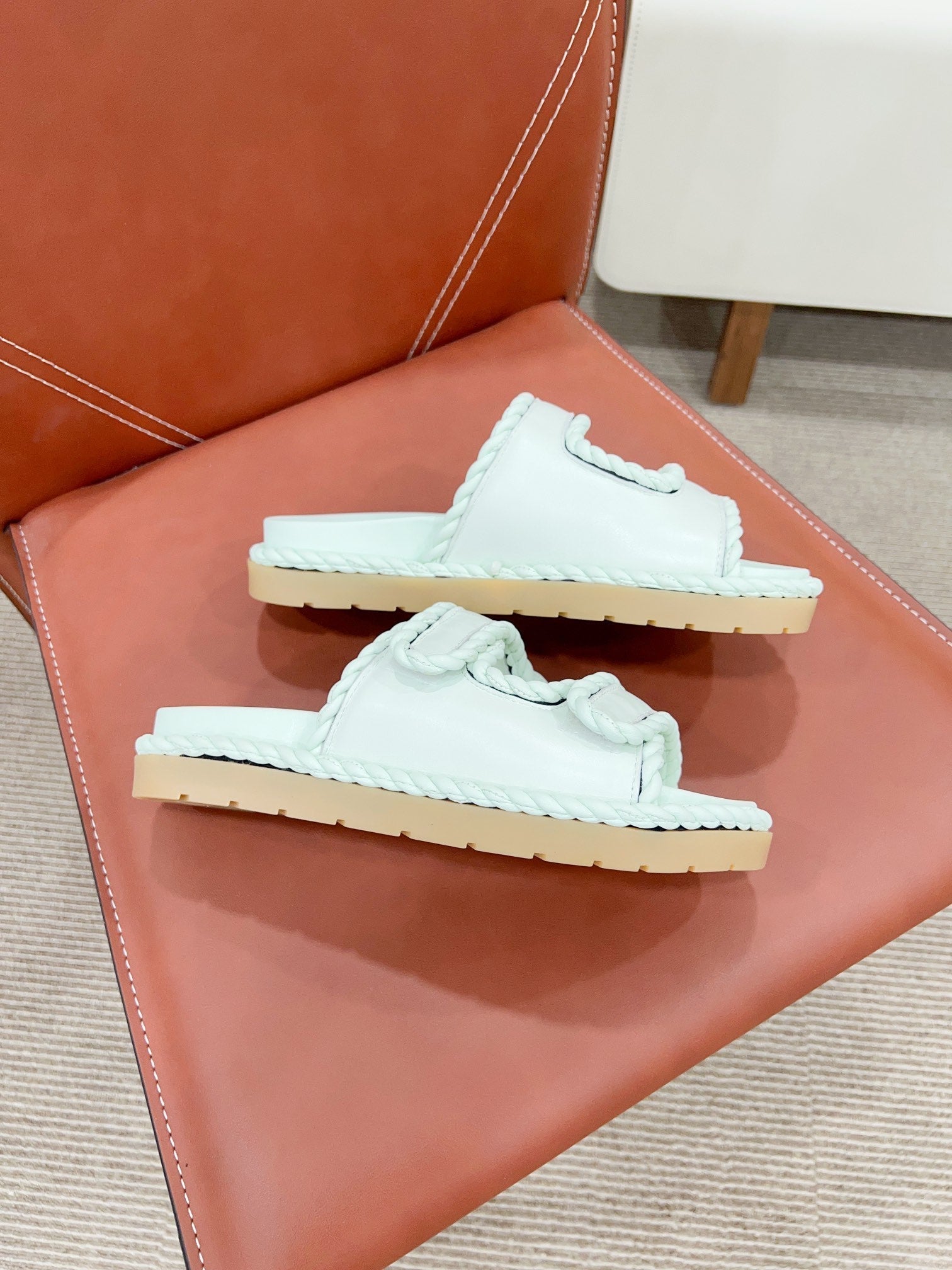 BOTTEGA VENETA REFINED DAD SANDAL IN PISTACHIO GREEN LAMBSKIN MULE