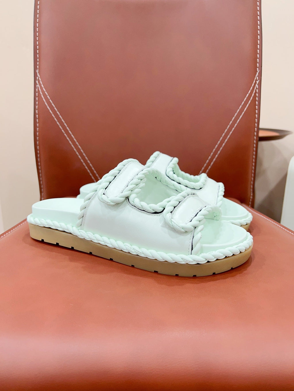 BOTTEGA VENETA REFINED DAD SANDAL IN PISTACHIO GREEN LAMBSKIN MULE