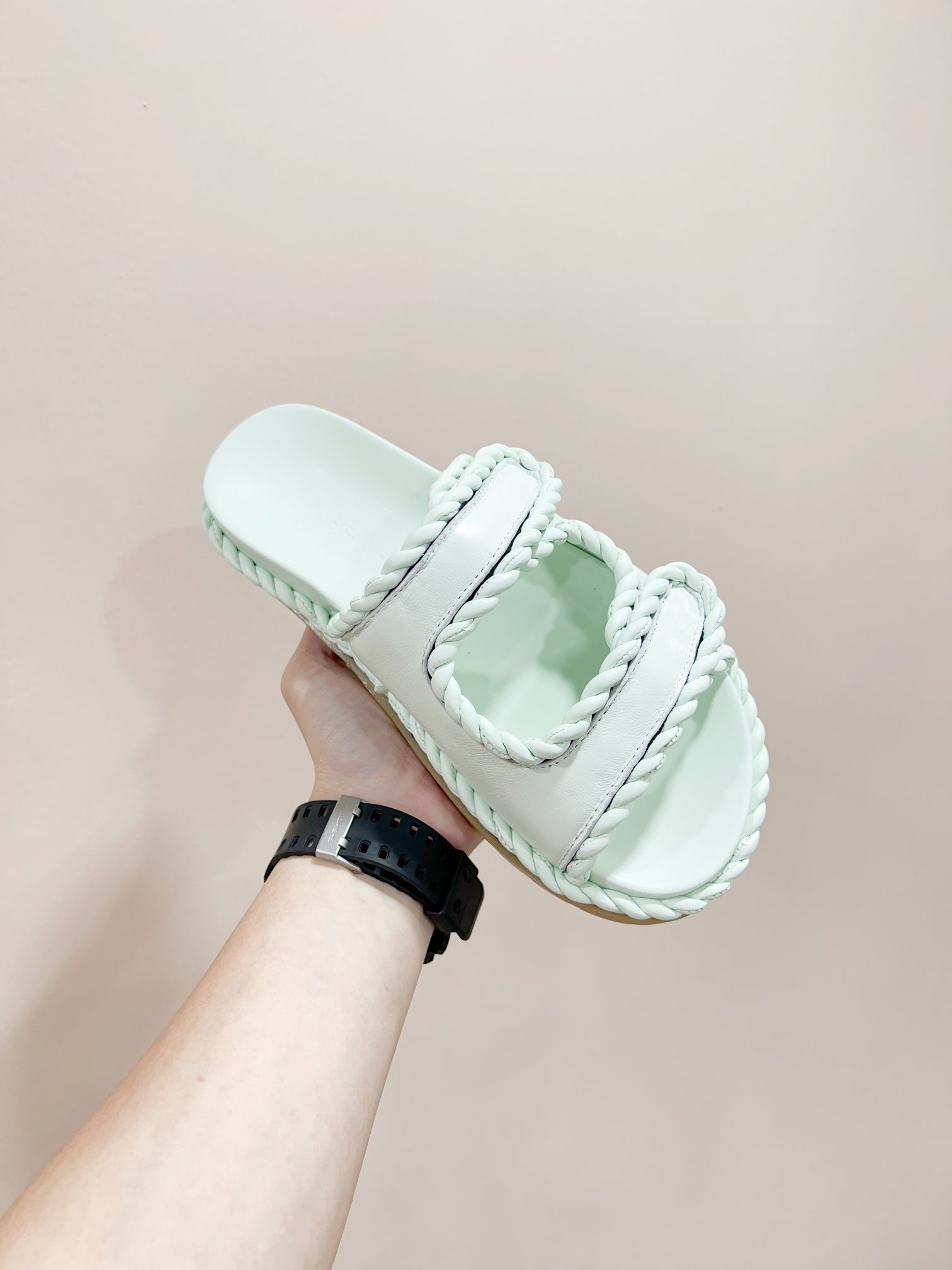 BOTTEGA VENETA REFINED DAD SANDAL IN PISTACHIO GREEN LAMBSKIN MULE