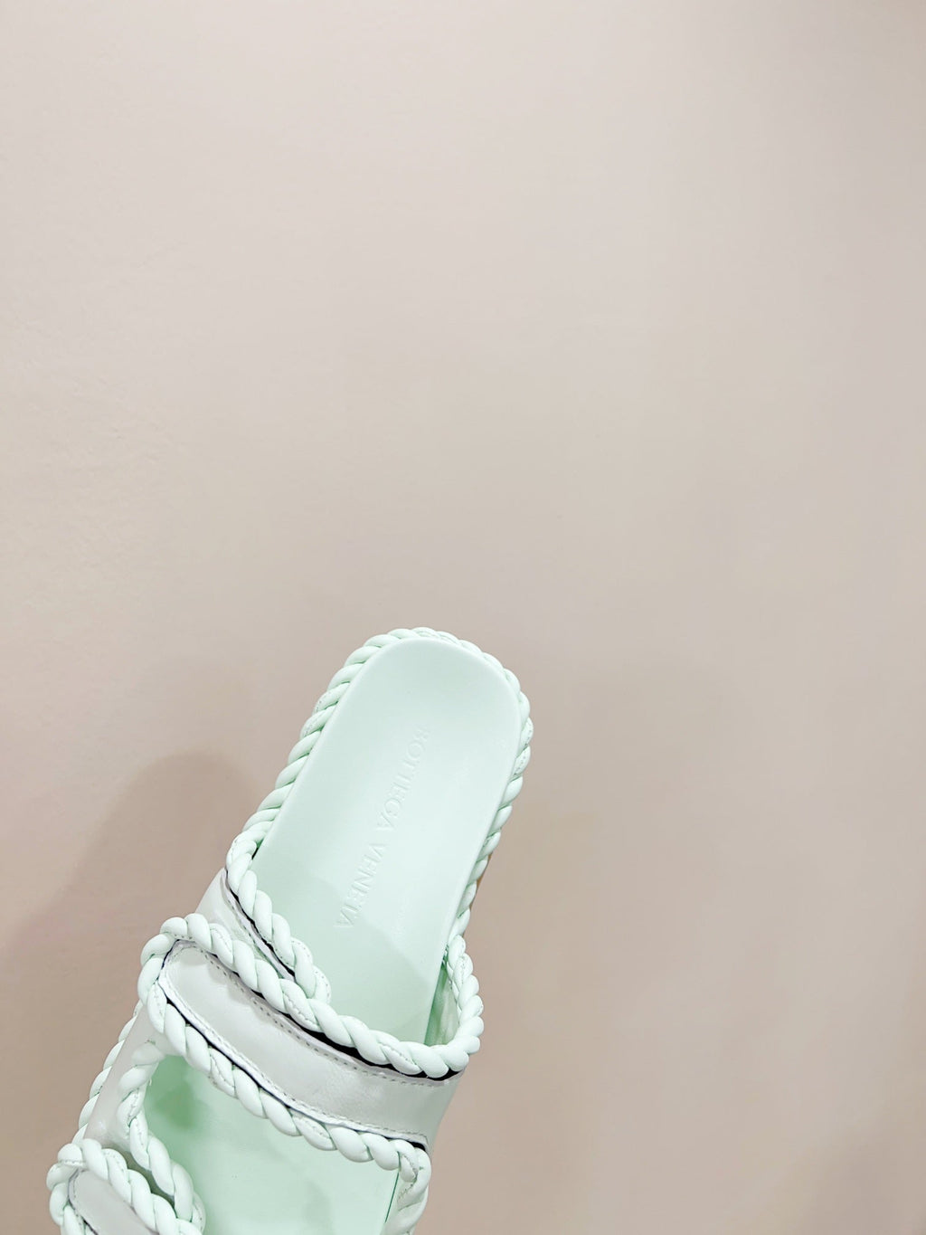 BOTTEGA VENETA REFINED DAD SANDAL IN PISTACHIO GREEN LAMBSKIN MULE