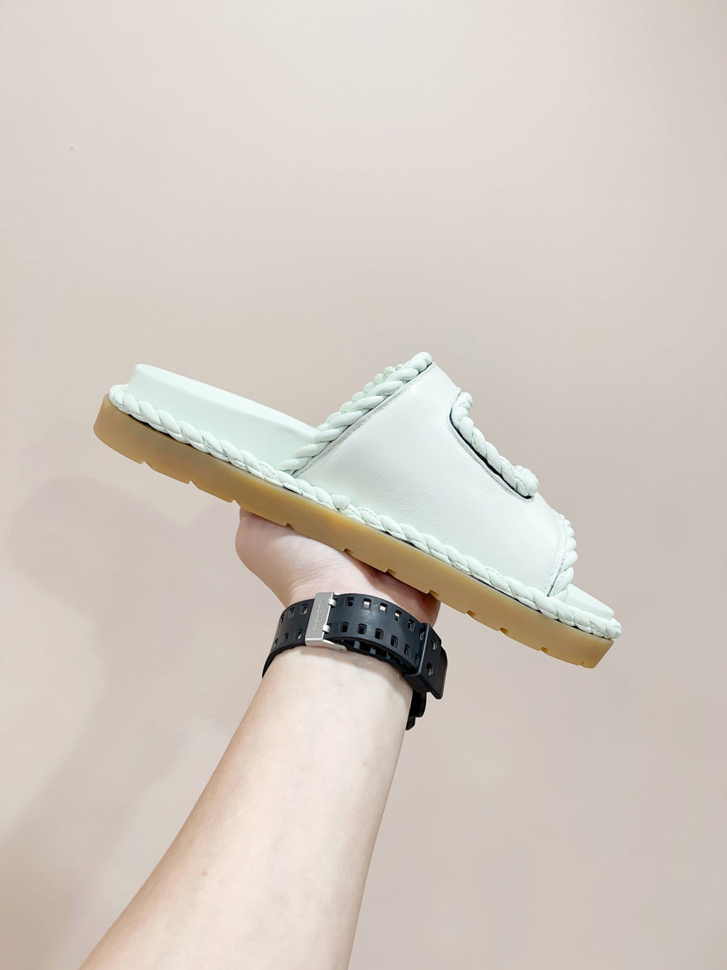BOTTEGA VENETA REFINED DAD SANDAL IN PISTACHIO GREEN LAMBSKIN MULE