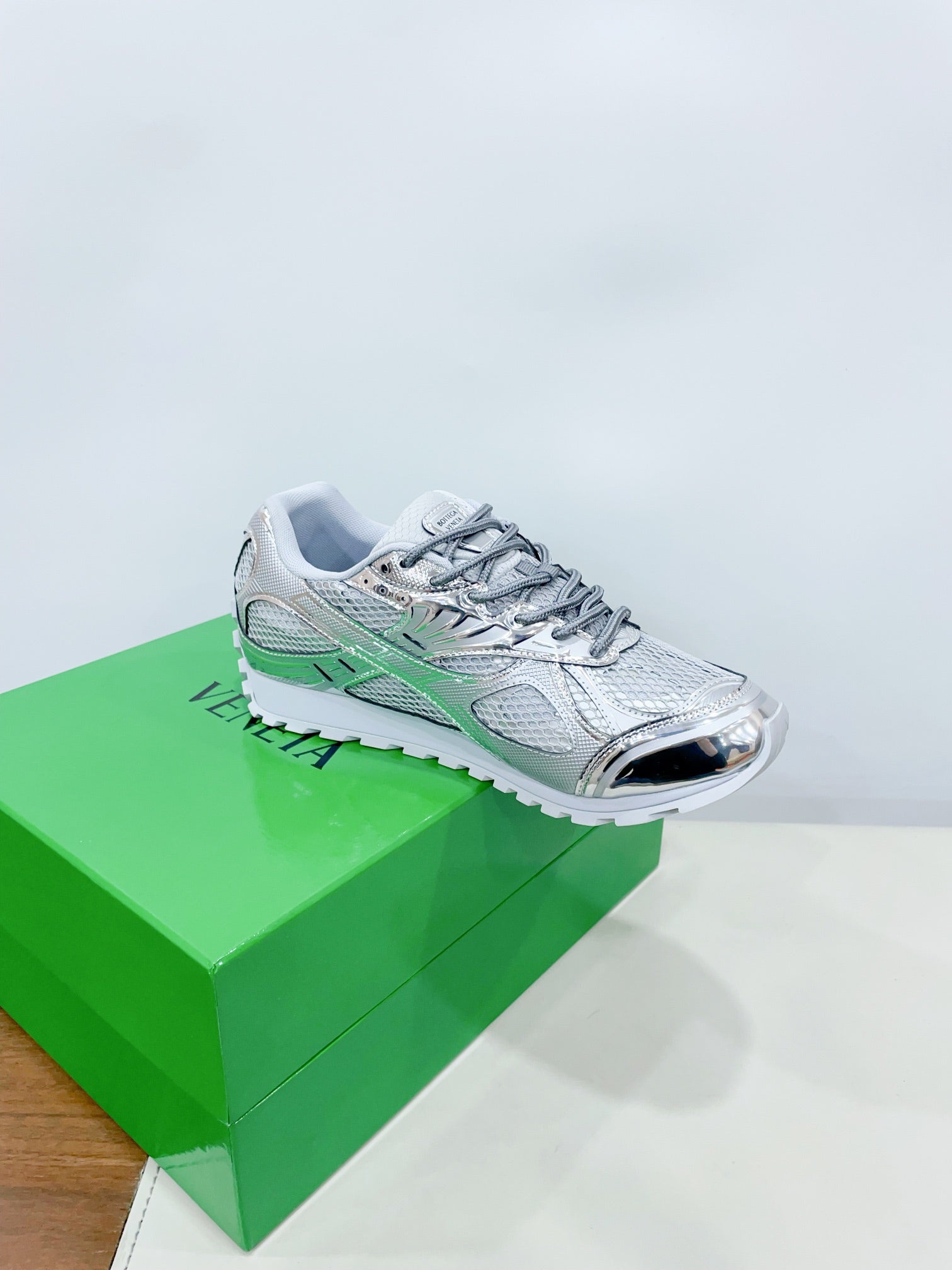 BOTTEGA VENETA ORBIT SNEAKER IN SILVER TECHNICAL FABRIC AND METALLIC MESH