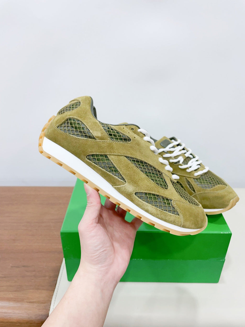 BOTTEGA VENETA ORBIT SNEAKER IN OLIVE GREEN SUEDE AND TECHNICAL MESH