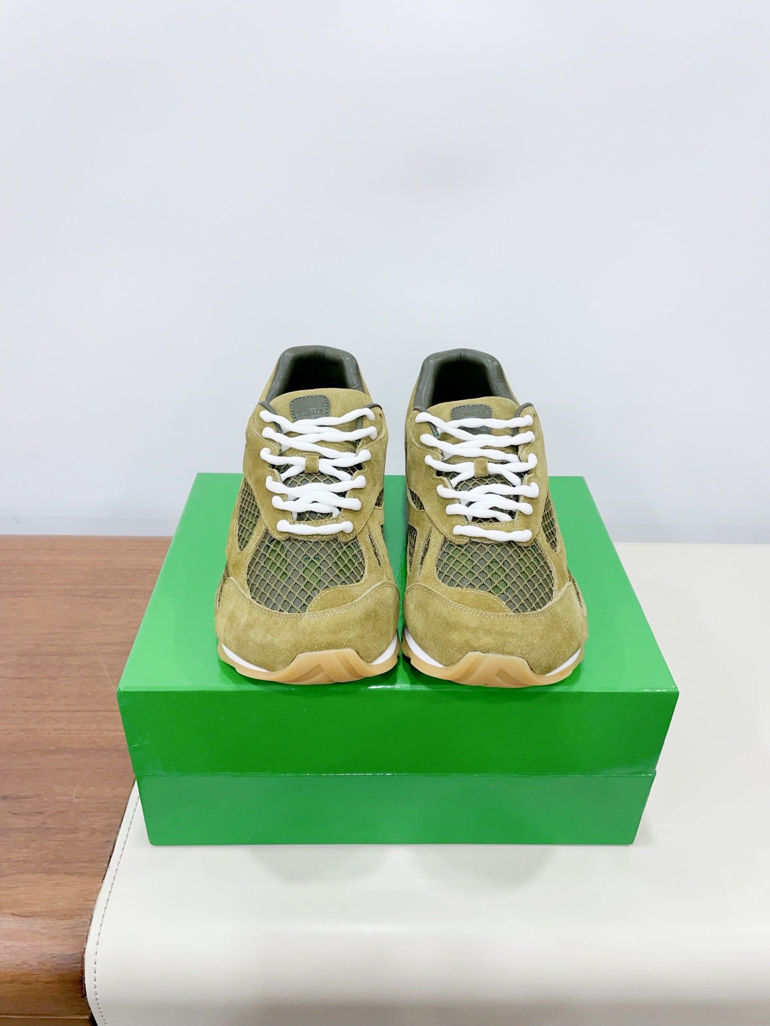 BOTTEGA VENETA ORBIT SNEAKER IN OLIVE GREEN SUEDE AND TECHNICAL MESH