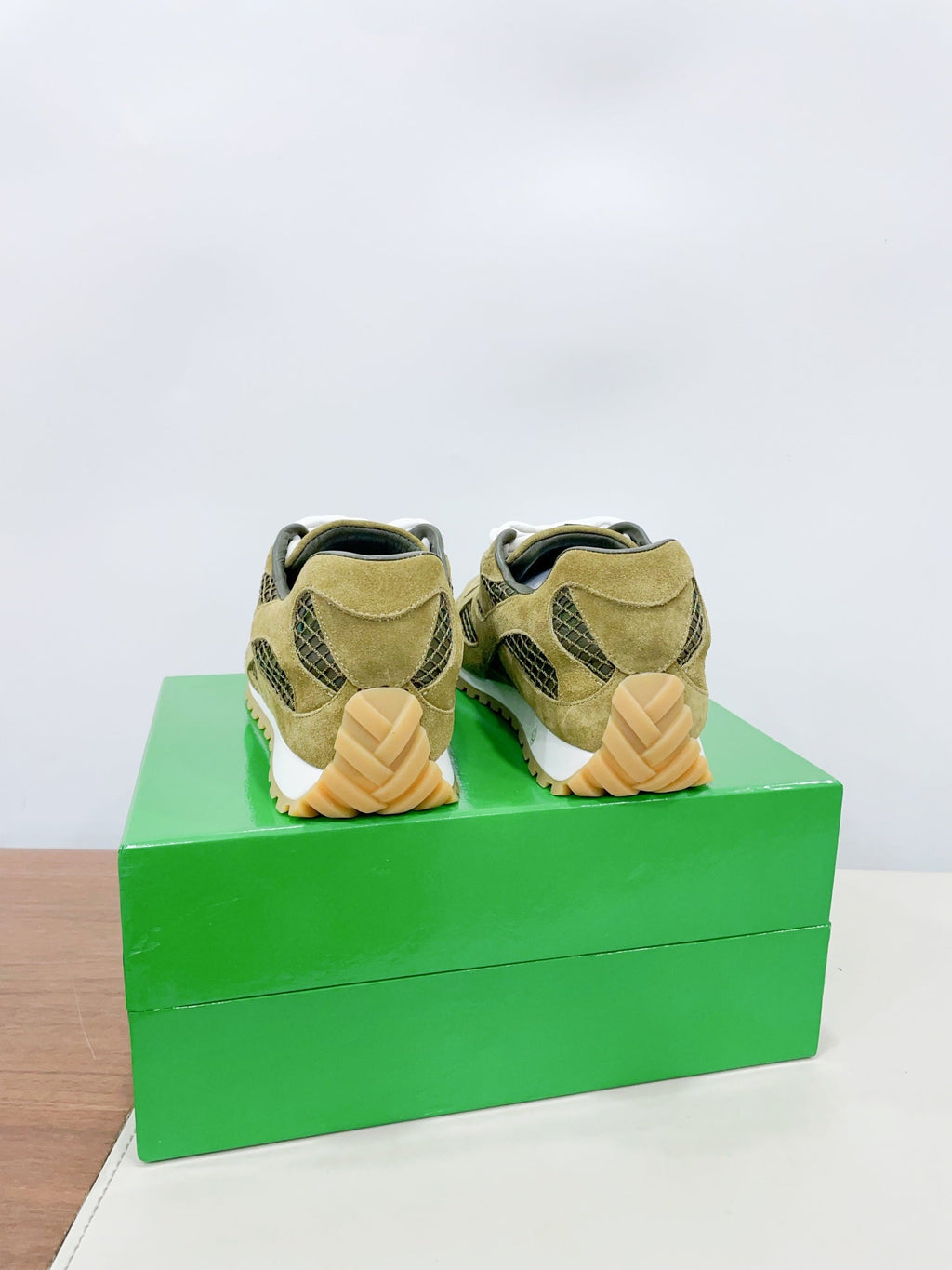 BOTTEGA VENETA ORBIT SNEAKER IN OLIVE GREEN SUEDE AND TECHNICAL MESH