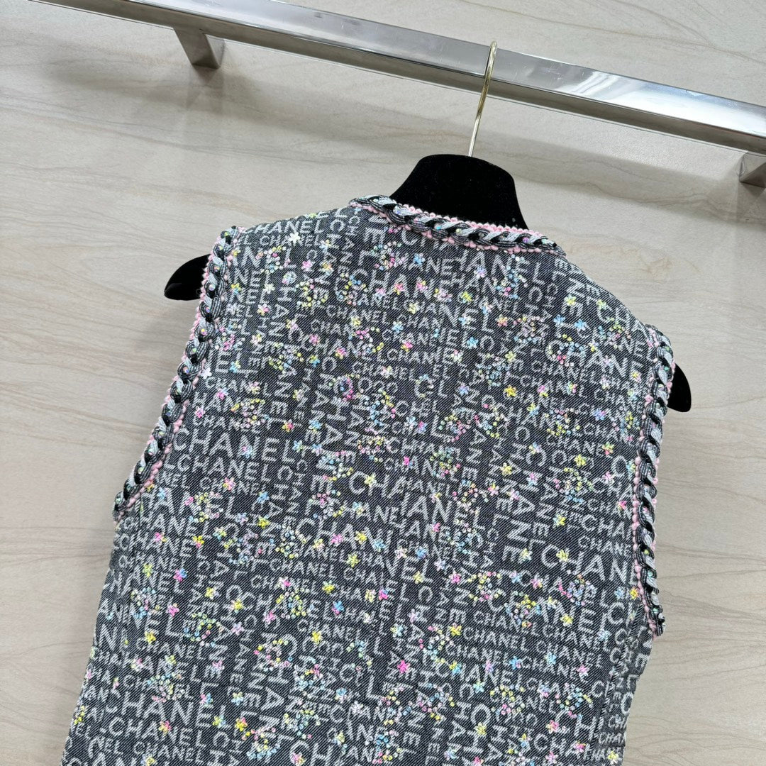 CHANEL 26S DENIM VEST 726