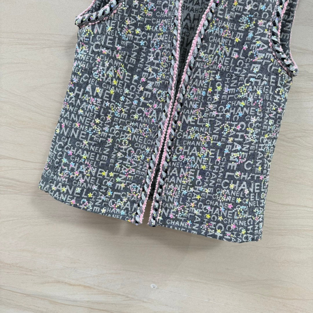 CHANEL 26S DENIM VEST 726
