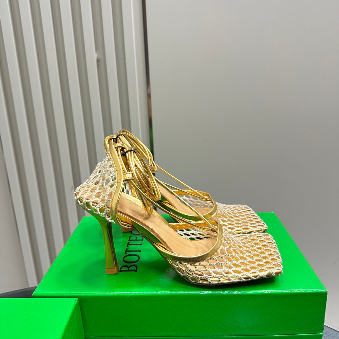 BOTTEGA VENETA STRETCH HIGH HEELS 9 CM IN GOLD METALLIZE MESH AND LEATHER