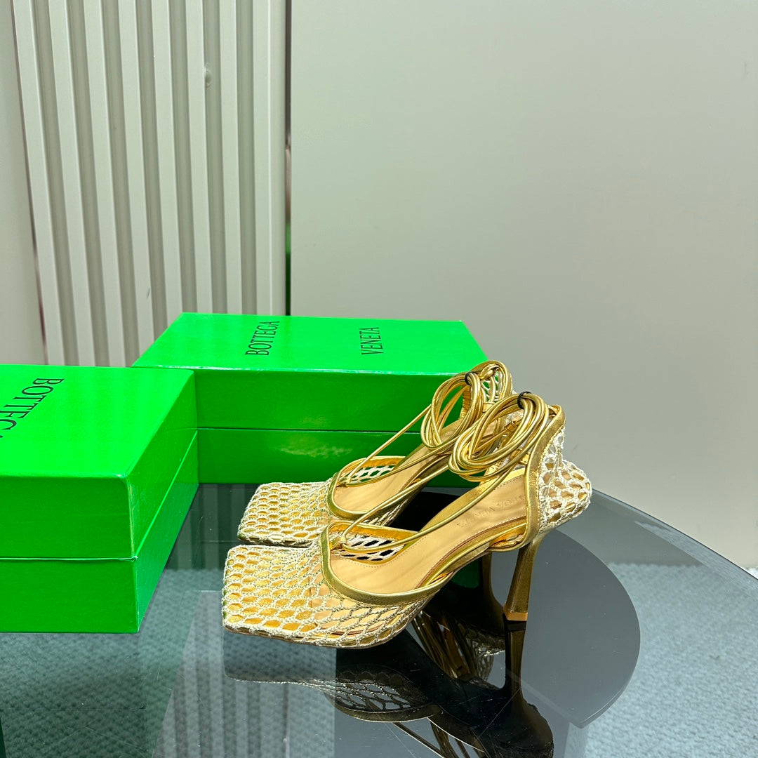 BOTTEGA VENETA STRETCH HIGH HEELS 9 CM IN GOLD METALLIZE MESH AND LEATHER