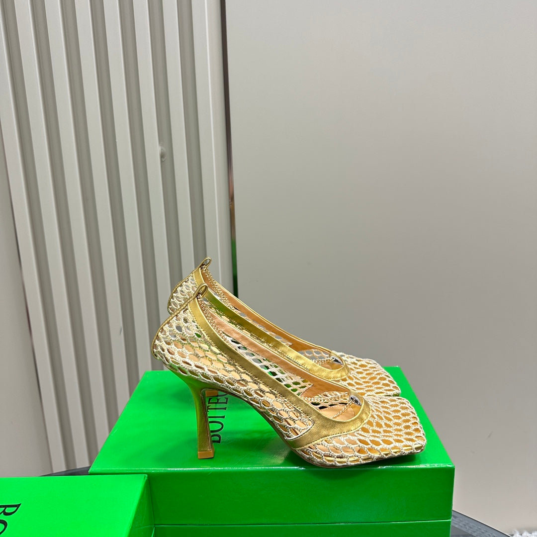 BOTTEGA VENETA HIGH PUMP 9 CM IN GOLD METALLIZE MESH AND LEATHER