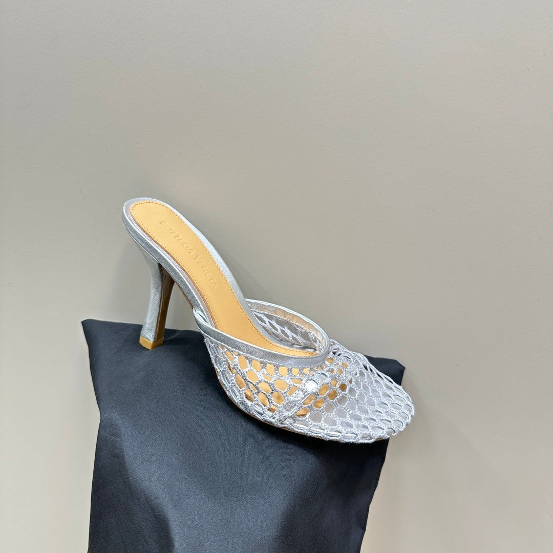 BOTTEGA VENETA HIGH MULE 9 CM IN SILVER METALLIZE MESH AND LEATHER