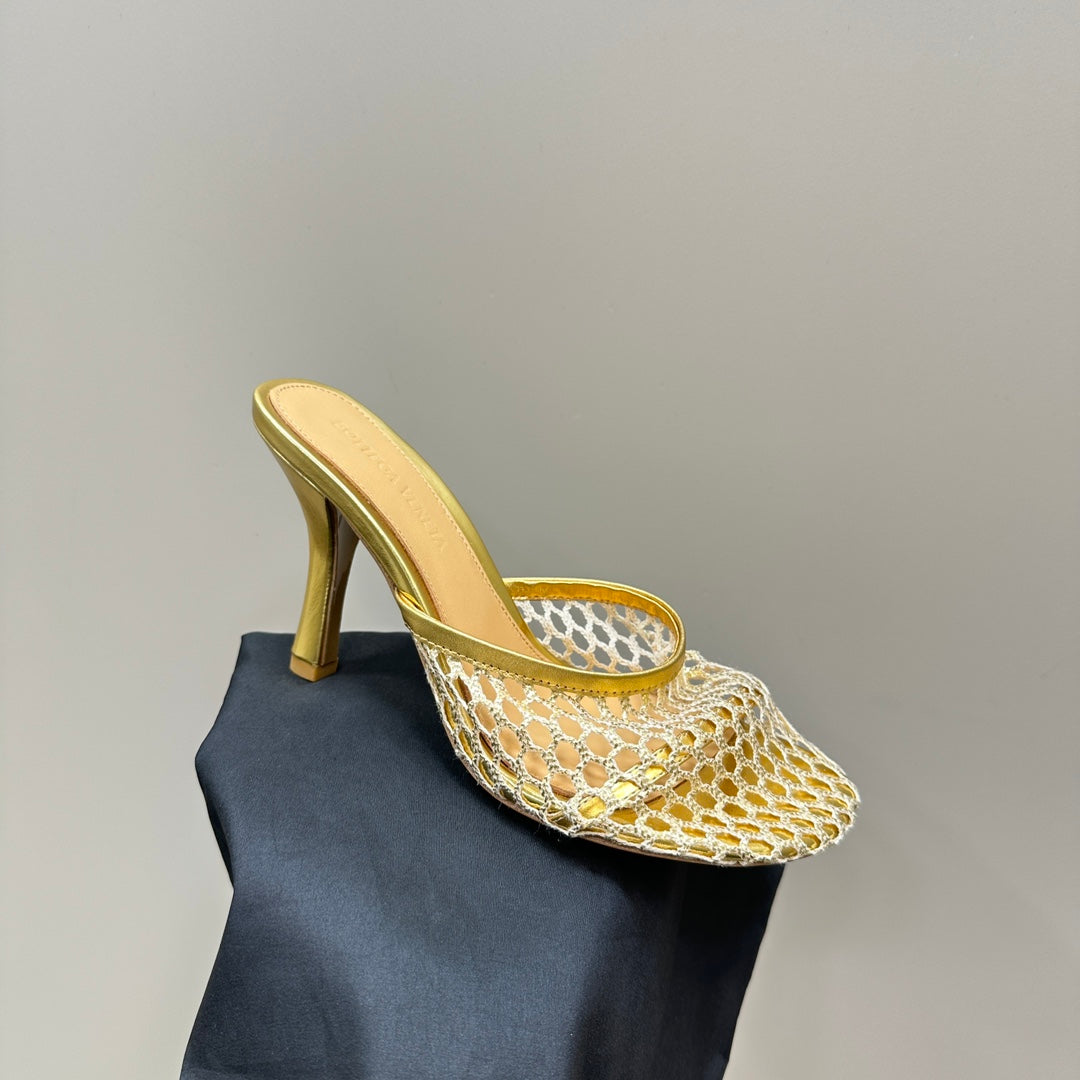 BOTTEGA VENETA HIGH MULE 9 CM IN GOLD METALLIZE MESH AND LEATHER