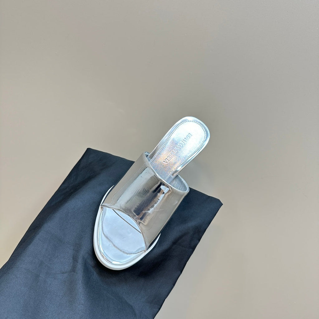 BOTTEGA VENETA HIGH MULE 95 MM IN SILVER CALFSKIN
