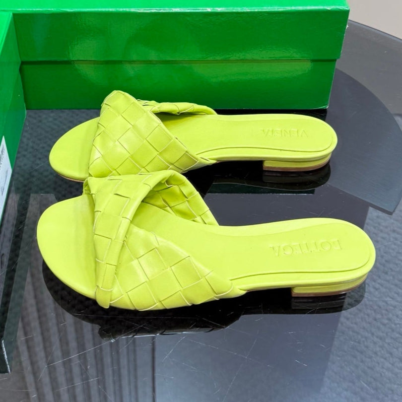 BOTTEGA VENETA BLINK FLAT MULE IN NEON YELLOW INTRECCIATO LEATHER