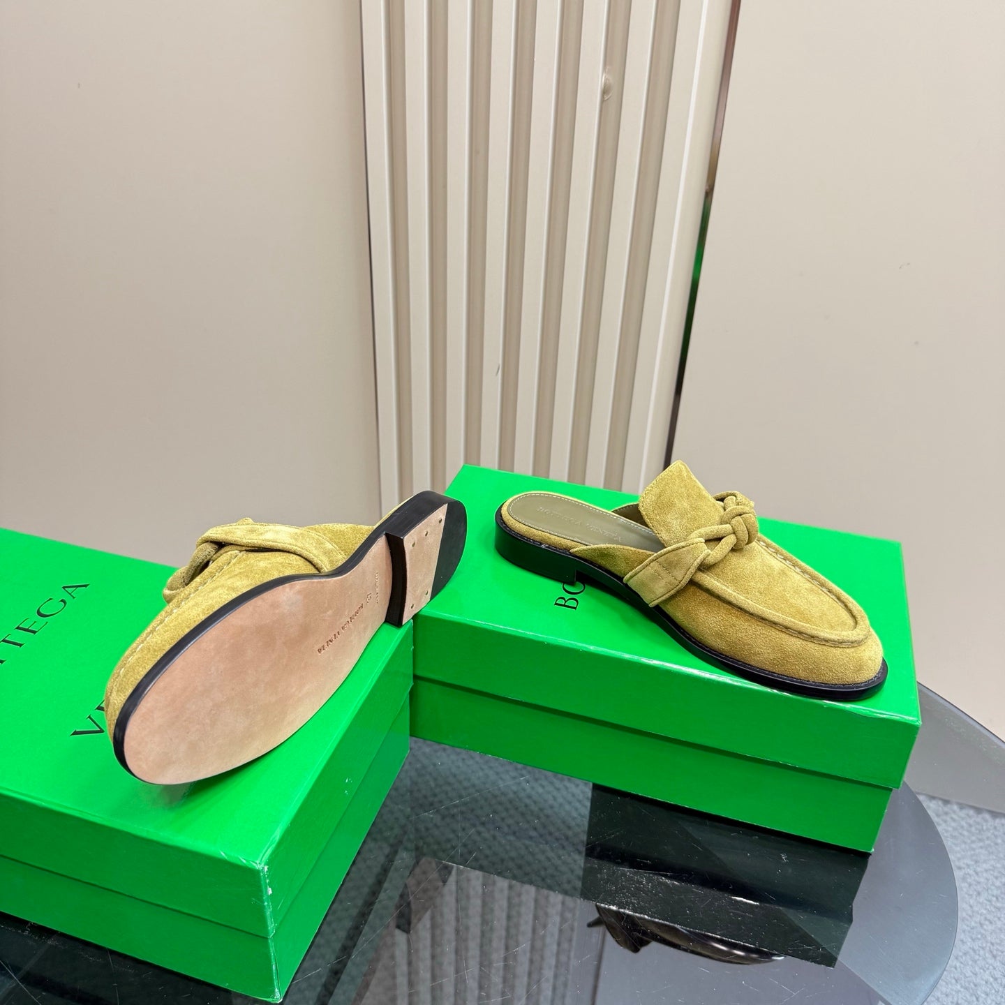 BOTTEGA VENETA ASTAIRE MULE IN OLIVE GREEN SUEDE