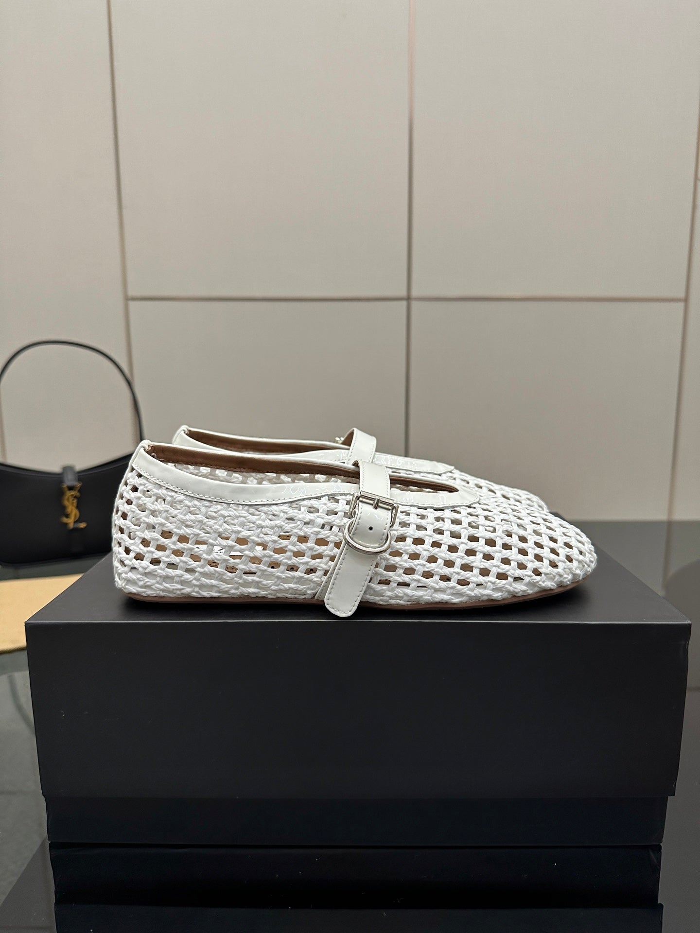 ALAIA MARY JANE FLAT 25S IN WHITE WOVEN MESH