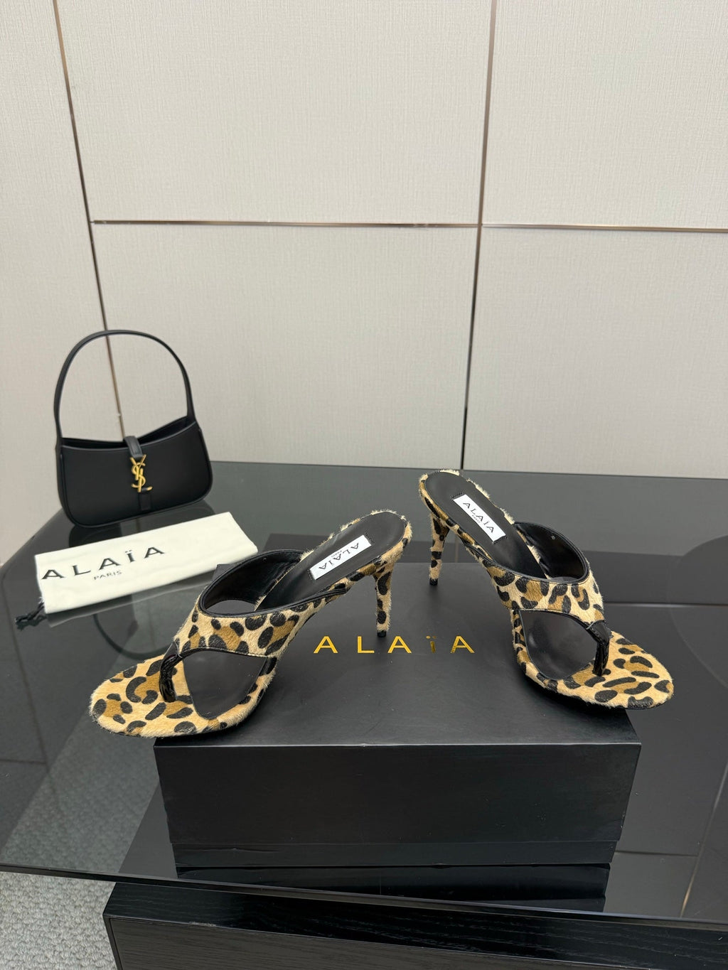 ALAIA HEELED THONG 25S IN LEOPARD PONY HAIR LEATHER