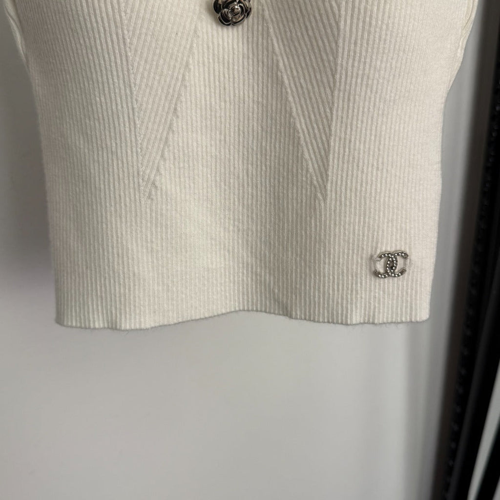 CHANEL 25S SPAGHETTI STRAP TOP 559