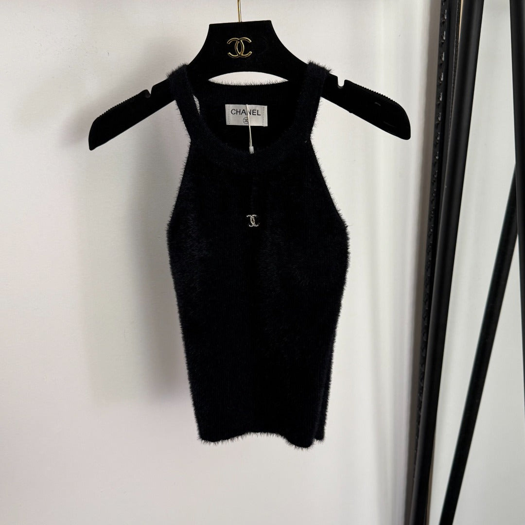 CHANEL 25S HALTER NECK TOP 555