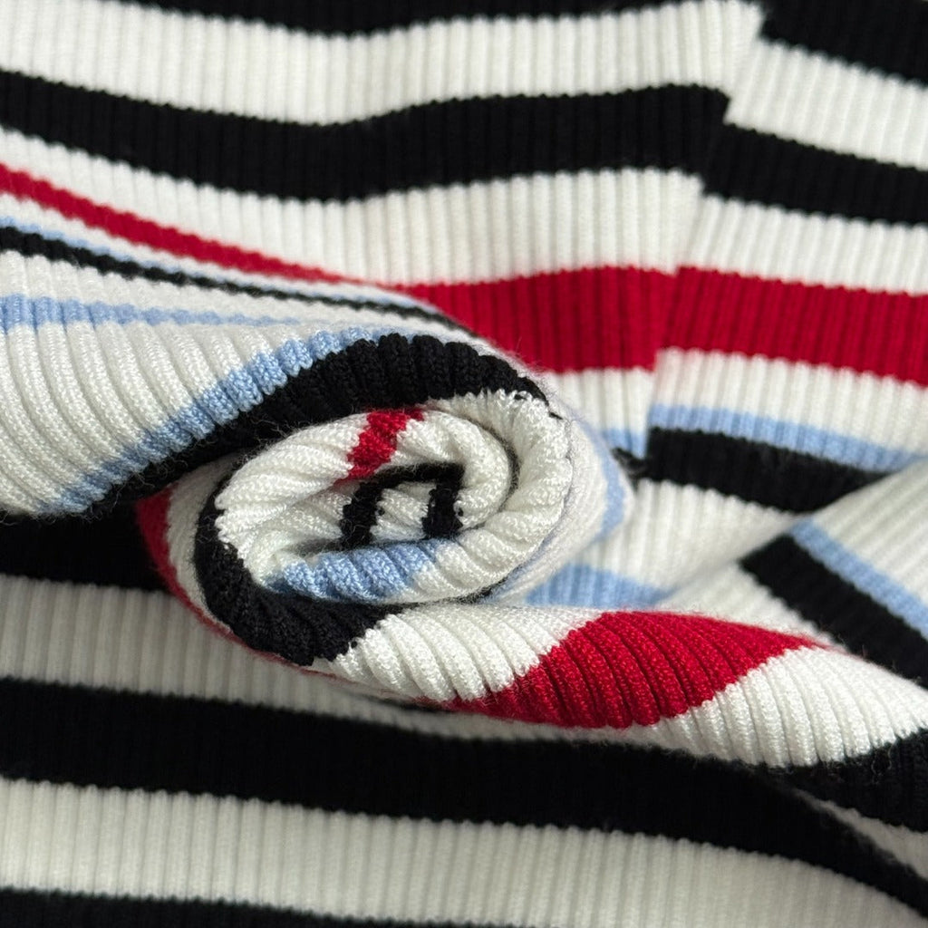CHANEL 26S COLLARED SWEATER 837