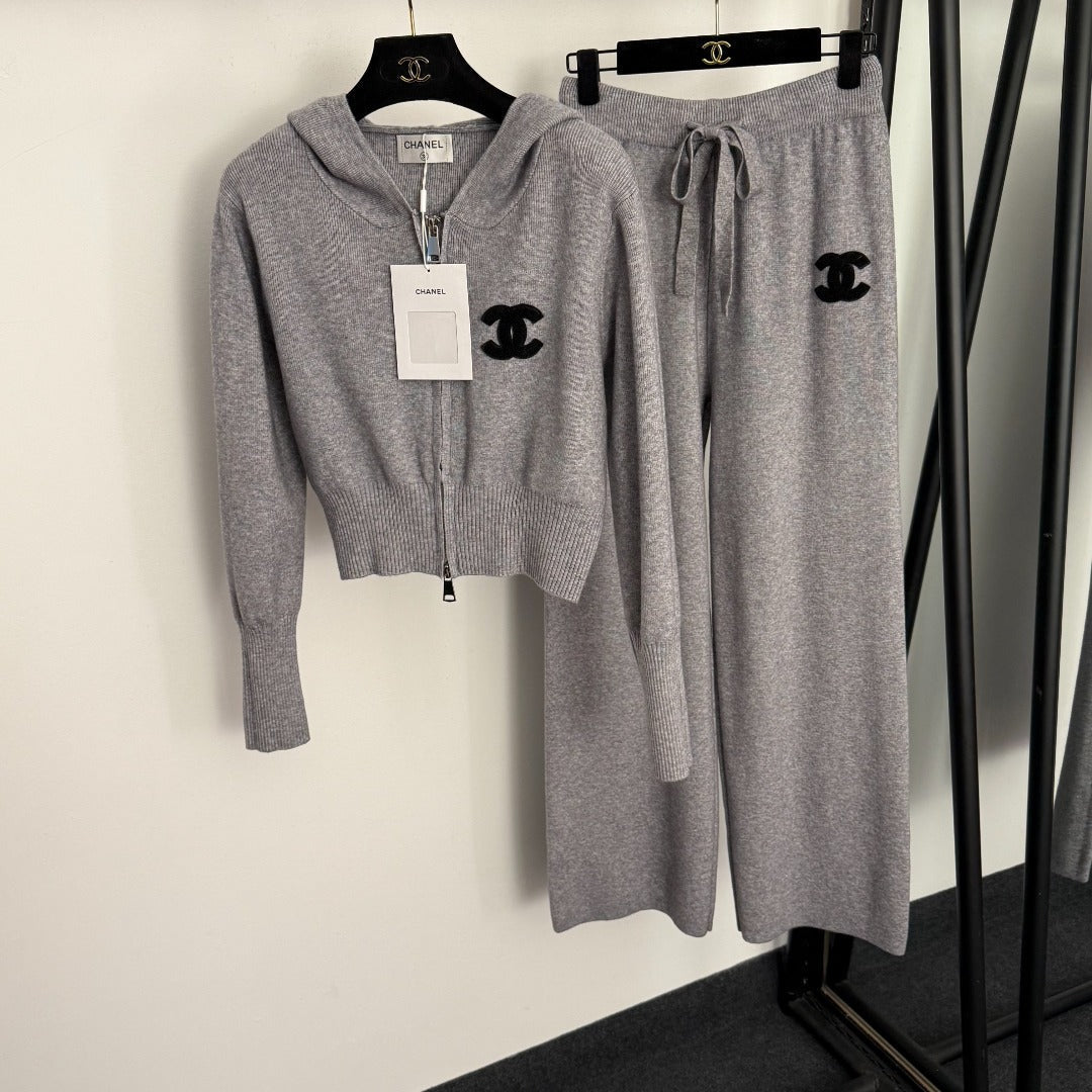 CHANEL 26S SPORTS SET 779