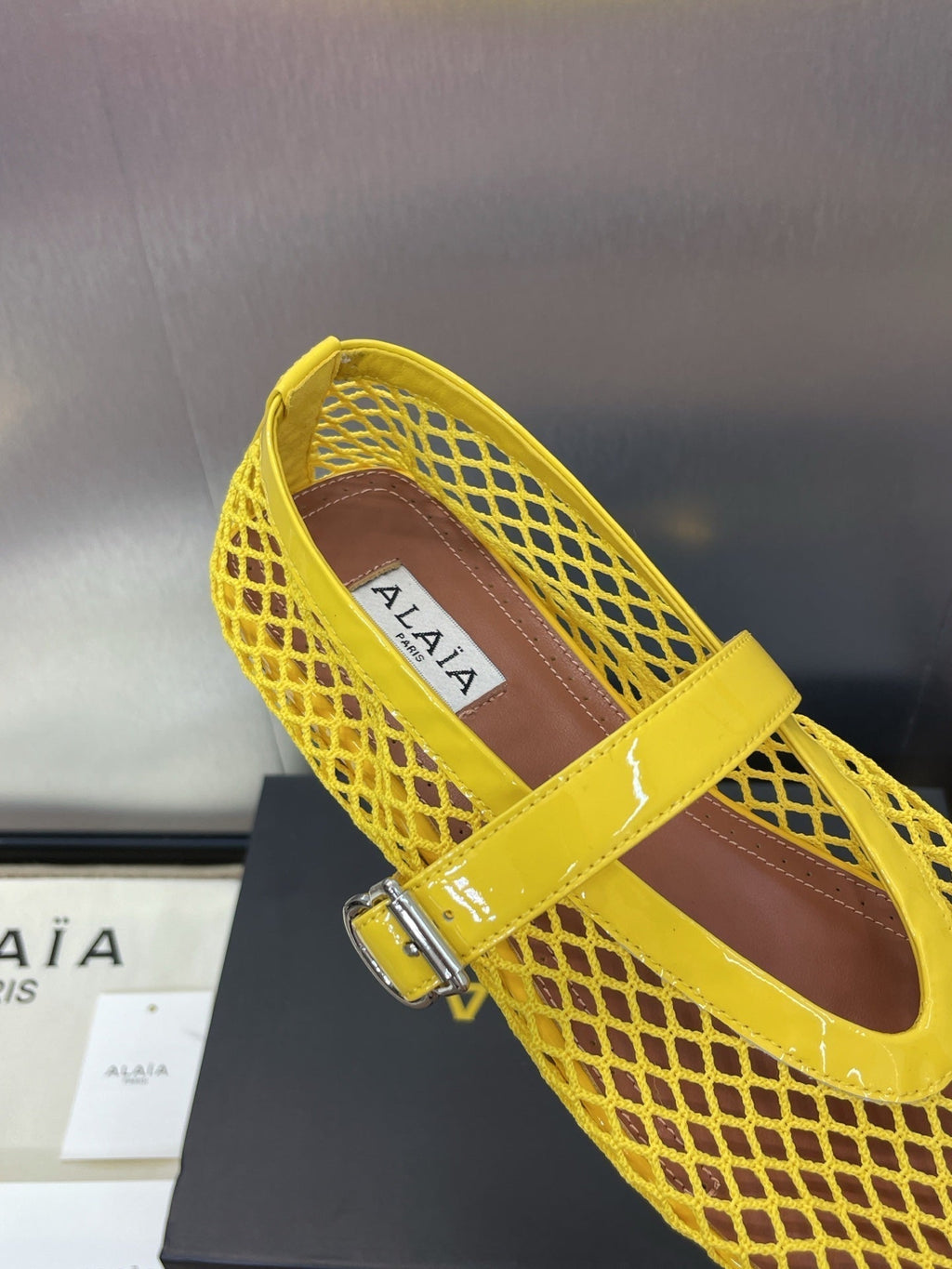 ALAIA MARY JANE FLAT 25S IN YELLOW MESH CALFSKIN